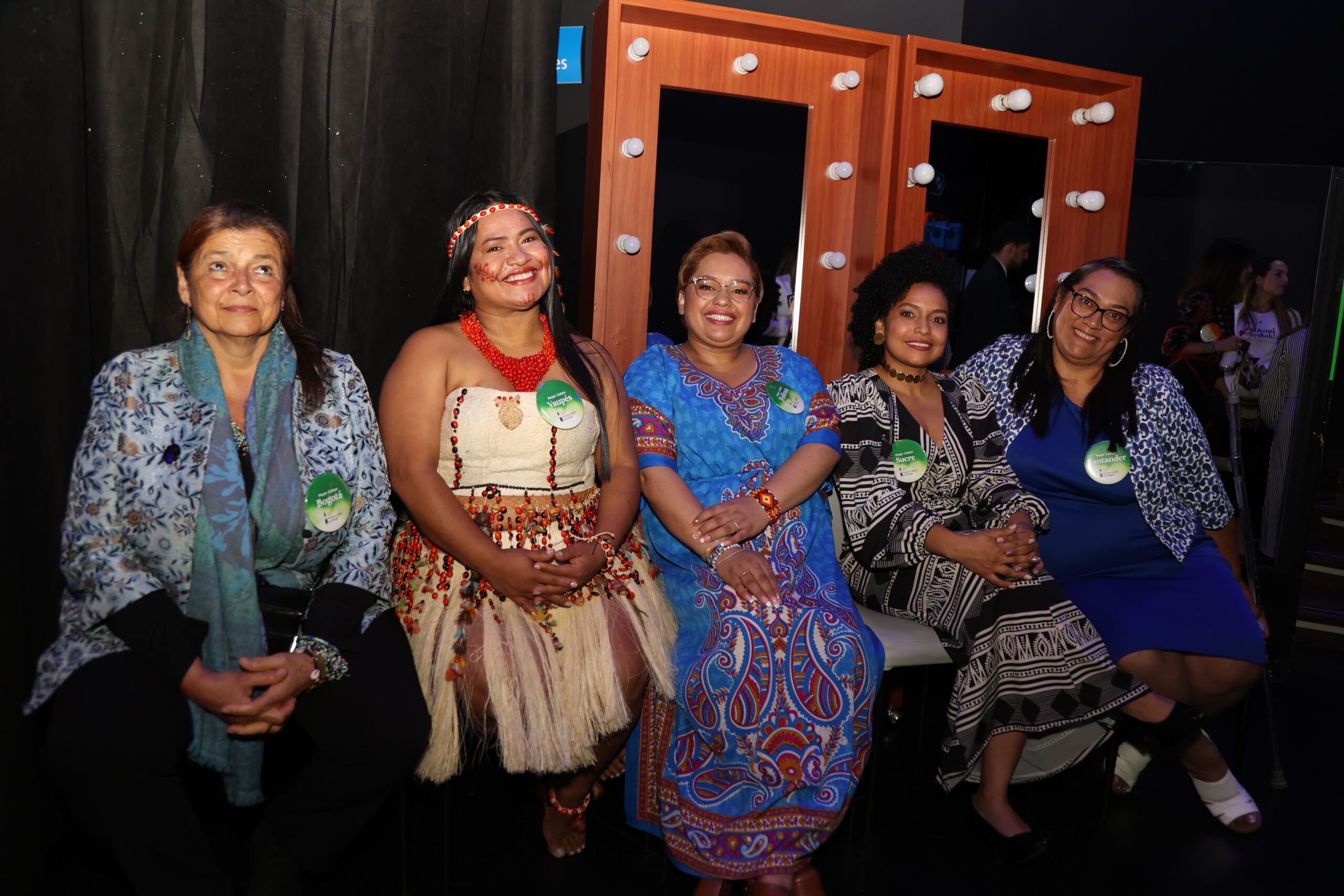 Nathalie Charkpak, mujer Cafam Bogotá; Giselle Arroyave Vargas, mujer Cafam Vaupés; Susan Andrea Avella Rico, mujer Cafam Tolima; Eva María Zúñiga Quintero, mujer Cafam Sucre y Gloría Inés Calderón, mujer Cafam Santander
