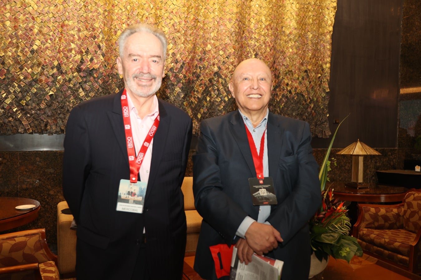 En el bloque de la mañana, que buscó dar optimismo en medio de la crisis, estuvieron Carlos Santanilla, gerente general de Mercobal, y Fabio Vega, gerente general TBA.