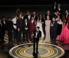 'Todo en todas partes al mismo tiempo' gana Oscar a Mejor Película