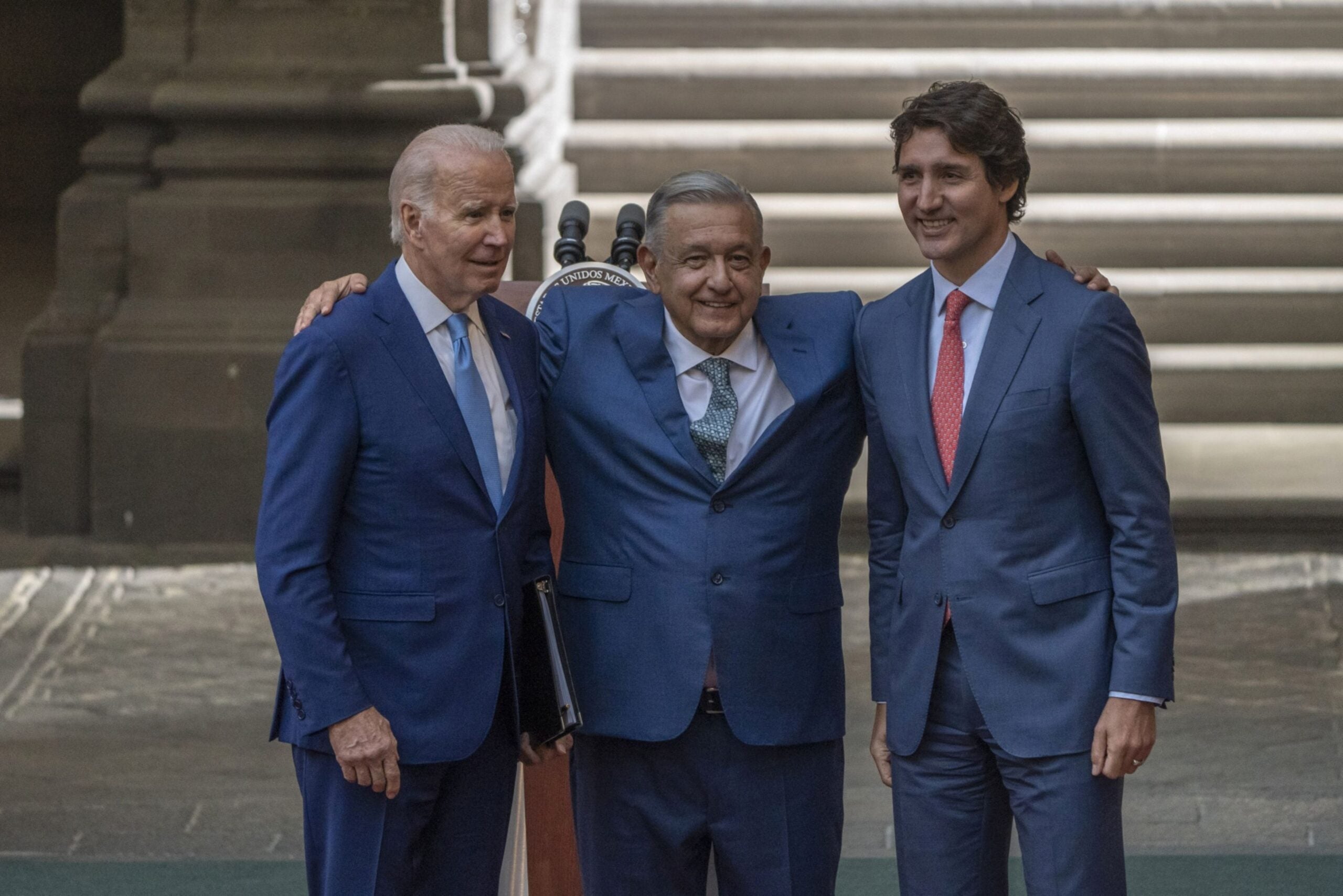 Turismo en Cancún indica que México es más seguro que EEUU, dice AMLO