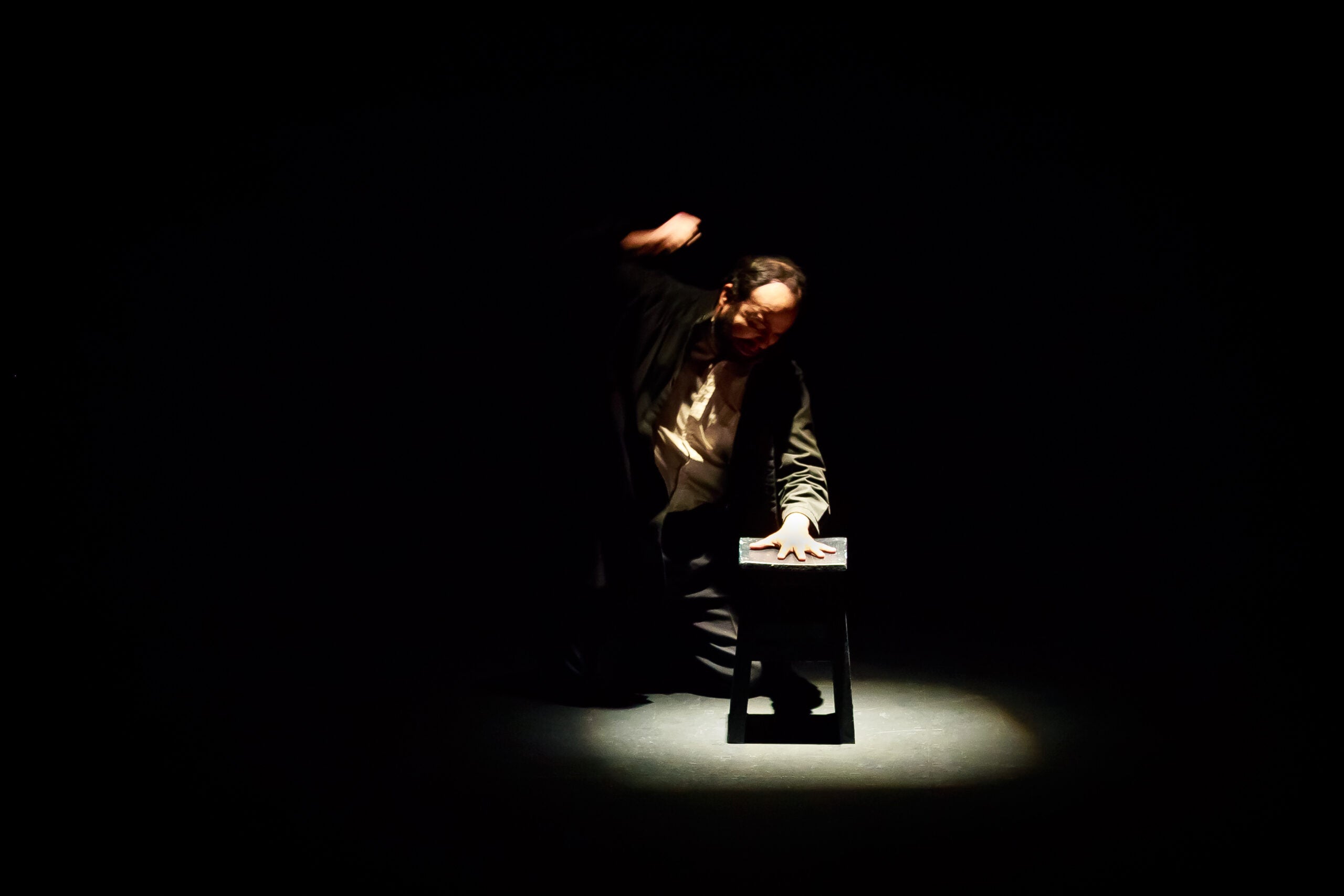 Vuelve la obra de teatro "Crimen y Castigo" de Dostoievski en el Teatro Libre de Bogotá