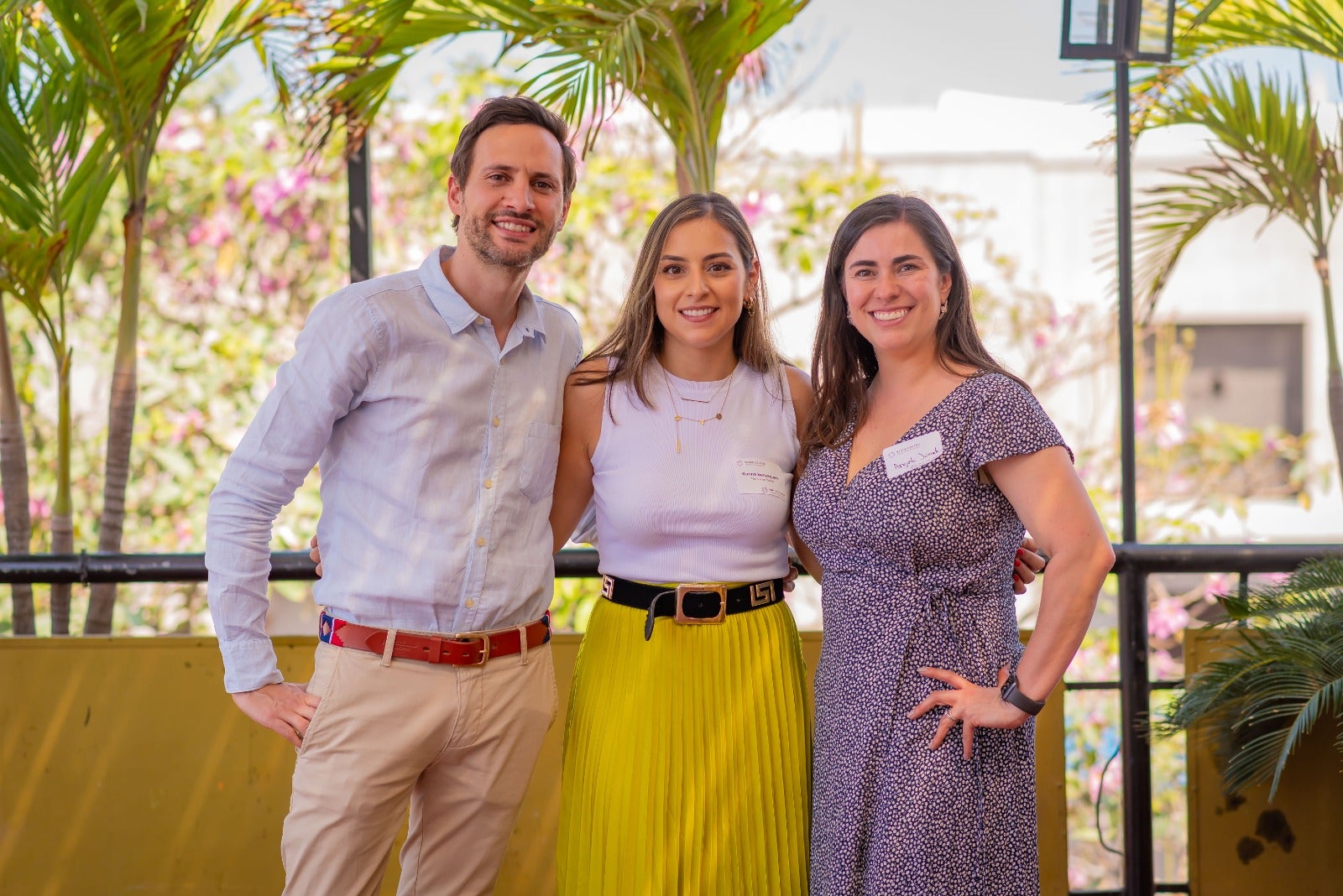 Daniel Orrego, jefe regional Desarrollo de Negocio PPU; Karina Benzaquen, senior program manager del Vance Center; y Ángela María Jurado, coordinadora Semillero Gómez Pinzón.
