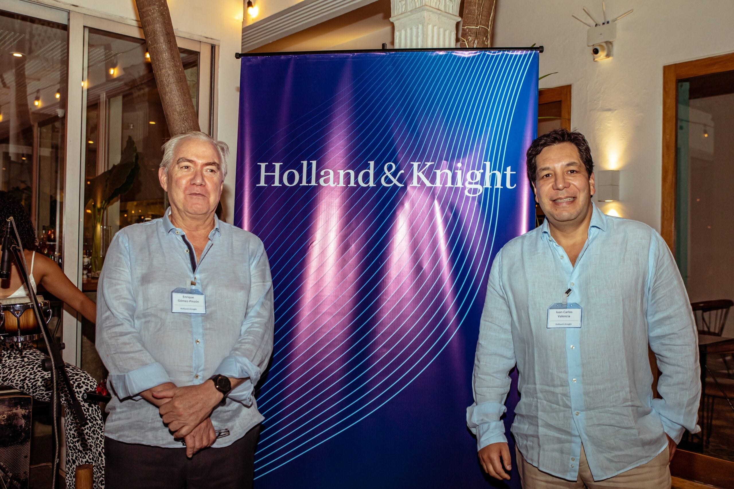 Enrique Gómez, Juan Carlos Valencia