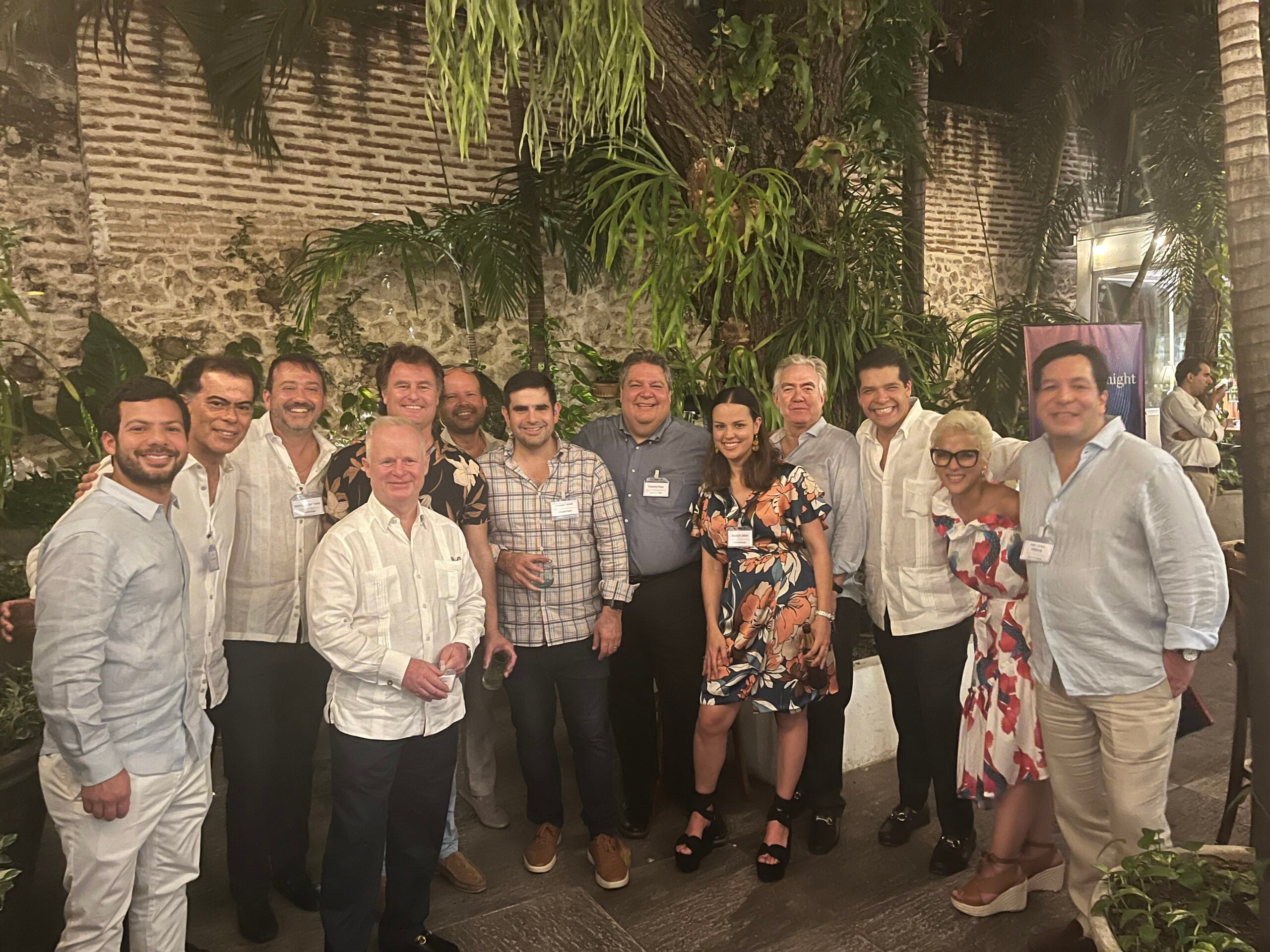 Rafael Lafont, Danilo Romero, Norberto Quintana, Luis Rubio, Stephen Double, Jose Zapata, Enrique Conde, Roberto Pupo, Maria Alban, Enrique Gomez, Rodolfo Rueda, Juliana Saa, Juan Valenci