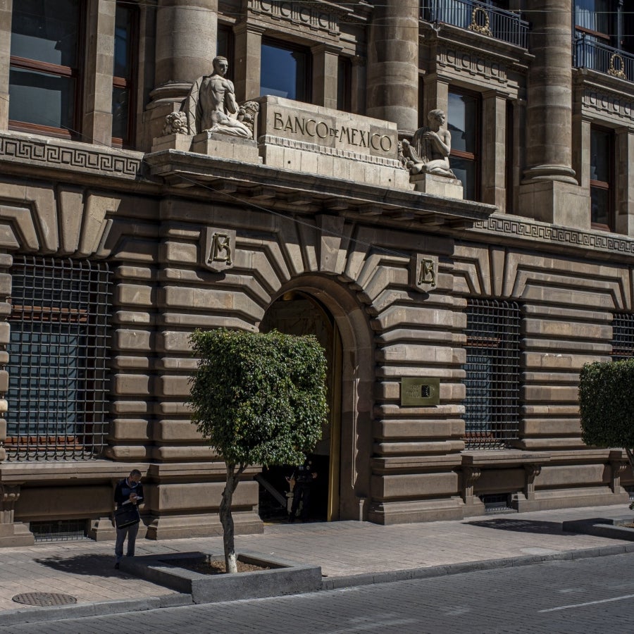 Banco de México mantiene alza y sube 25 puntos base su tasa de interés ...
