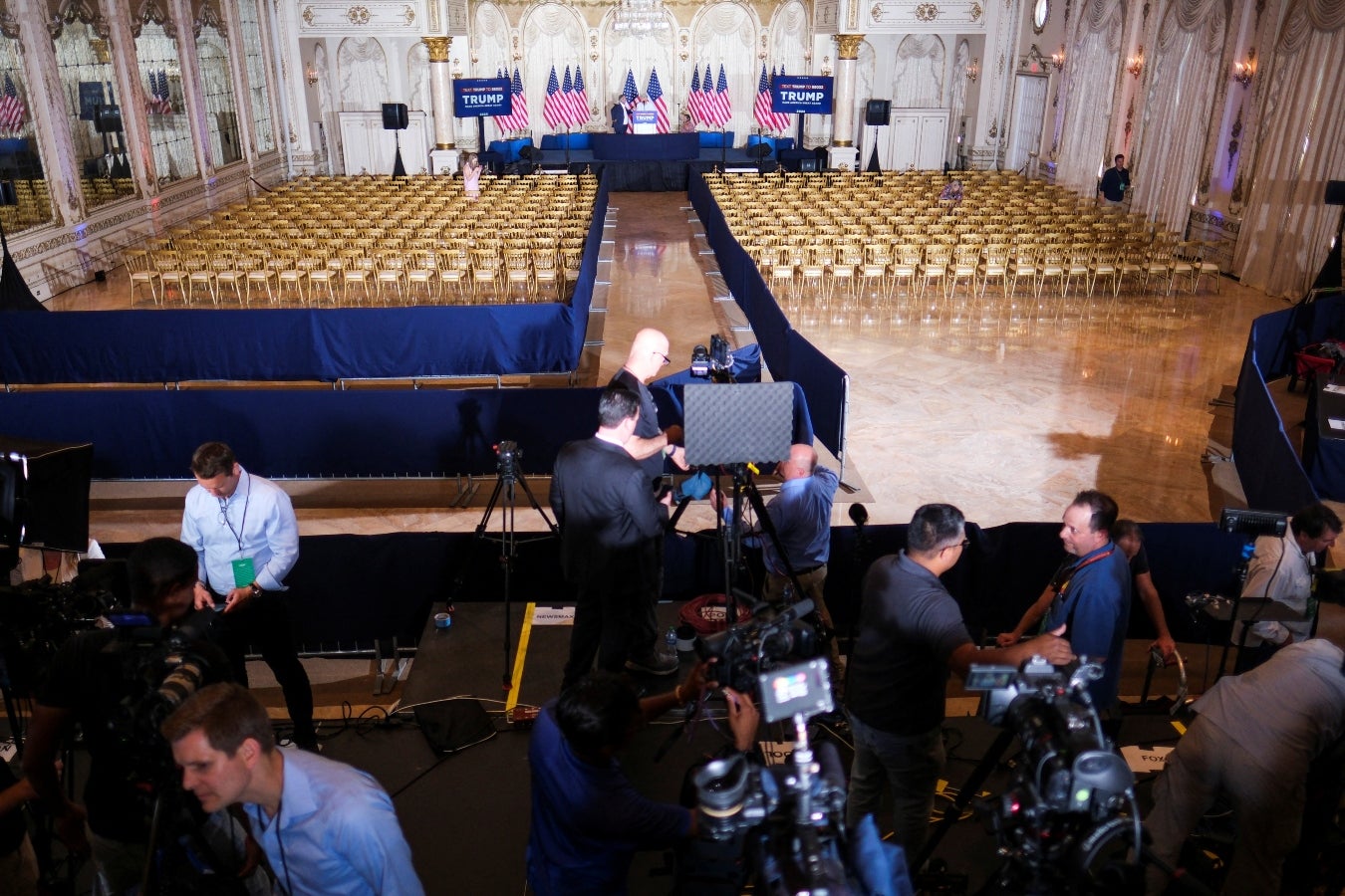 El recinto en donde Trump habló desde Mar-a-Lago, Florida, tras ser encausado/Bloomberg
