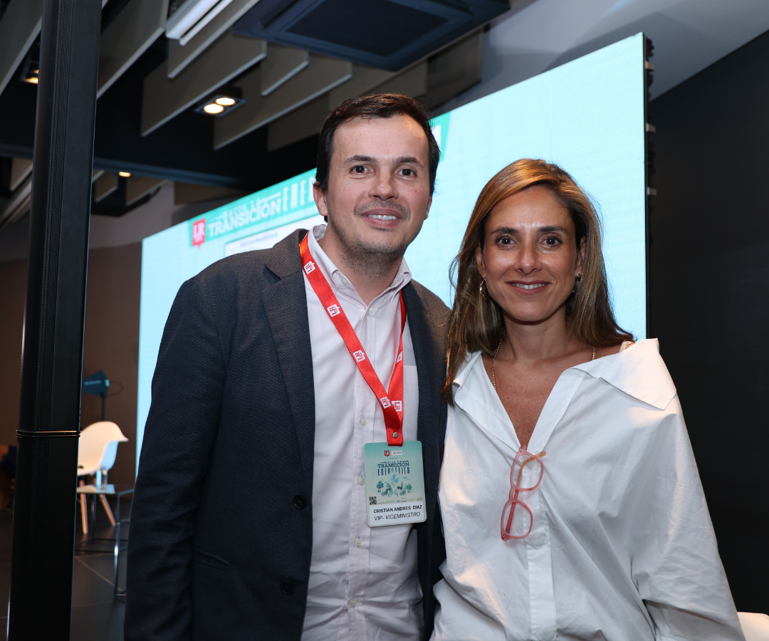 Cristian Andrés Díaz, viceministro de Energía encargado; y Natalia Gutiérrez, presidente ejecutiva de Acolgen, hablaron de los retos y las oportunidades de la transición energética.