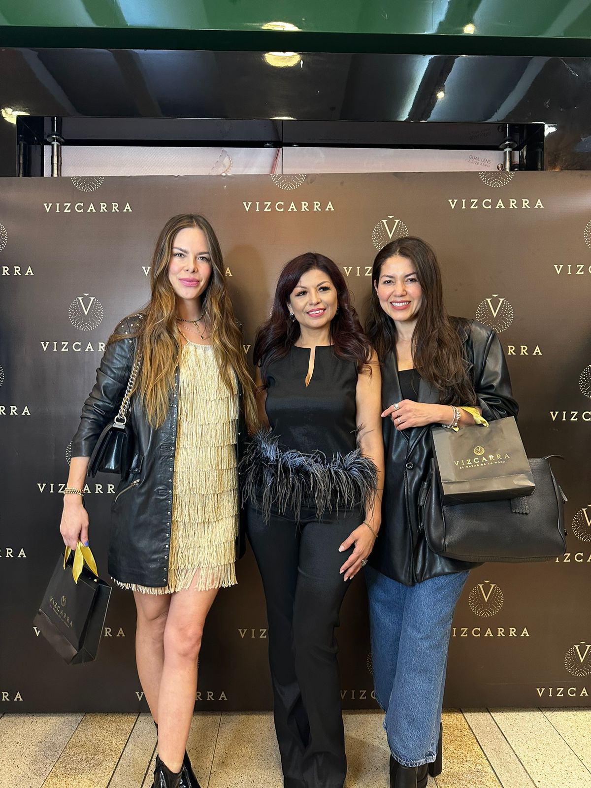 Isabella Córdoba, Diseñadora Katty Vizcarra y Lina Castrillón (1)