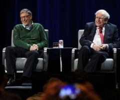 Bill Gates, Warren Buffett. Foto: Bloomberg.