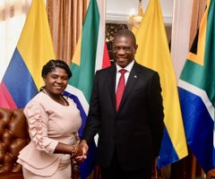 icepresidenta, Francia Márquez, y vicepresidente de Sudáfrica, Paul Mashatile
