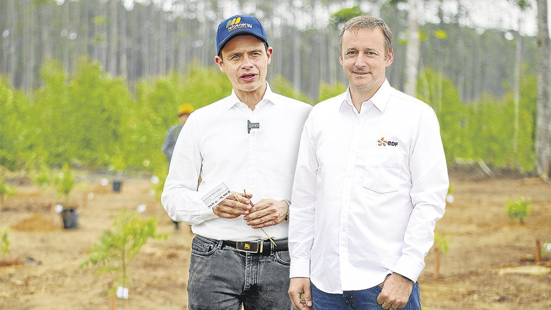 Carlos Andrés López, presidente de Refocosta, y Jean-François Lebrun, CEO de EDF Colombia