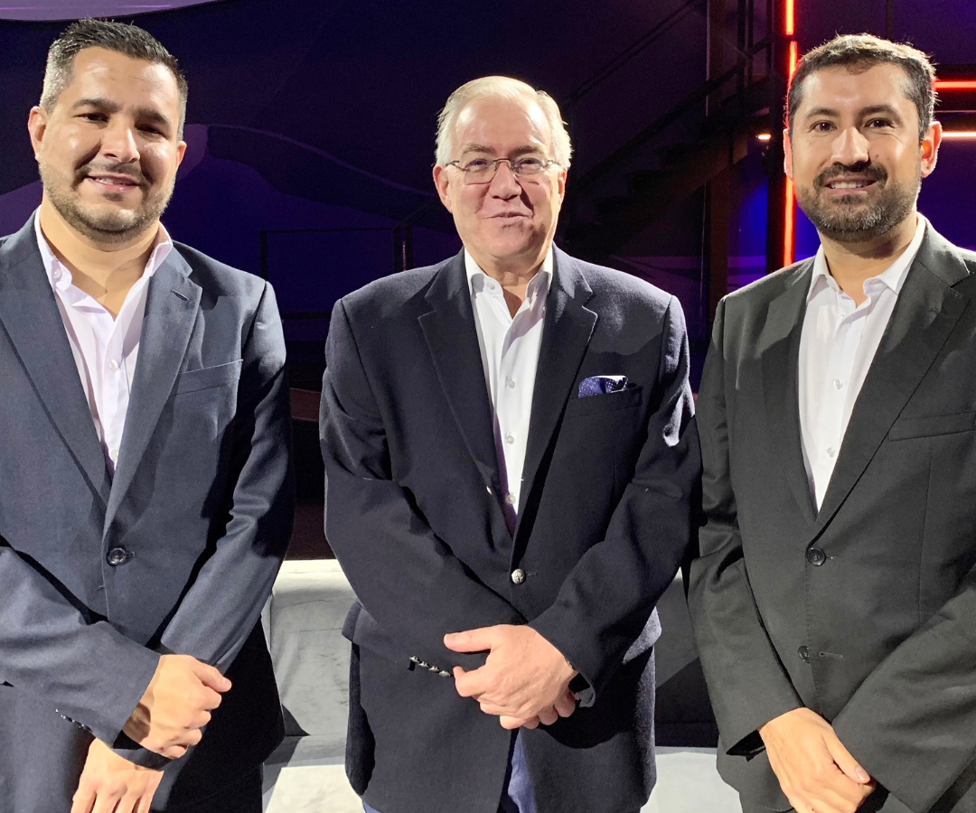 Juan Pablo Salazar, jefe de asuntos jurídicos y reglamentarios Ripio; Enrique Gómez-Pinzón, Executive Partner Holland & Knight y Camilo Gantiva Hidalgo, Partner Holland & Knight. Juan Pablo Salazar, jefe de asuntos jurídicos y reglamentarios Ripio; Enrique Gómez-Pinzón, Executive Partner Holland & Knight y Camilo Gantiva Hidalgo, Partner Holland & Knight.