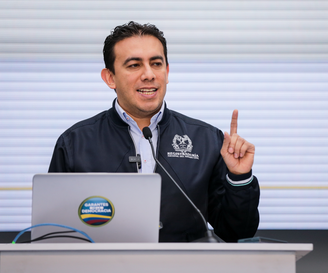 Alexander Vega