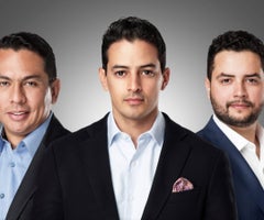 Diego Díaz, Director de Servicios y Arquitectura; Mauricio Gómez, Director General & Co-Founder de GoToCloud, y Venancio Esquiaqui, gerente general