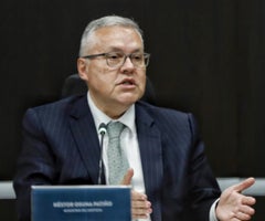 Ministro de Justicia, Néstor Osuna LR Ministro de Justicia, Néstor Osuna LR