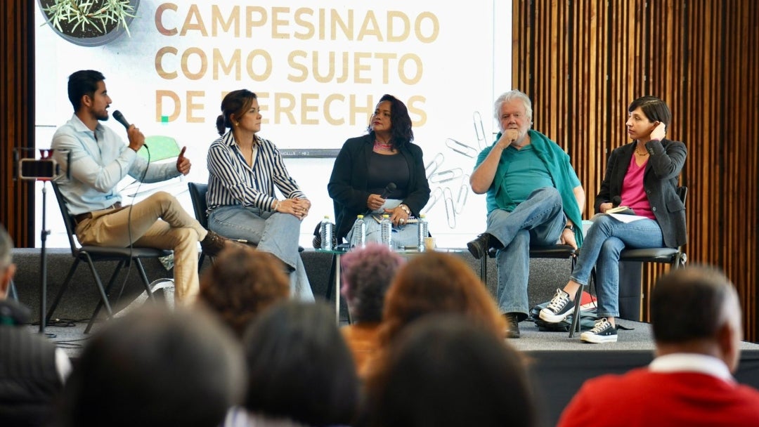 Anuncio del lanzamiento del Sistema Nacional de Reforma Agraria