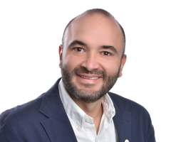 Óscar Ospina, gerente de estrategia y marca Baterías Mac. Óscar Ospina, gerente de estrategia y marca Baterías Mac.