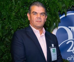 Juan Guillermo Moure 2