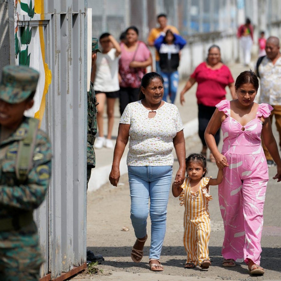 Hasta el momento la jornada electoral en Ecuador ha dejado más de 400 ...