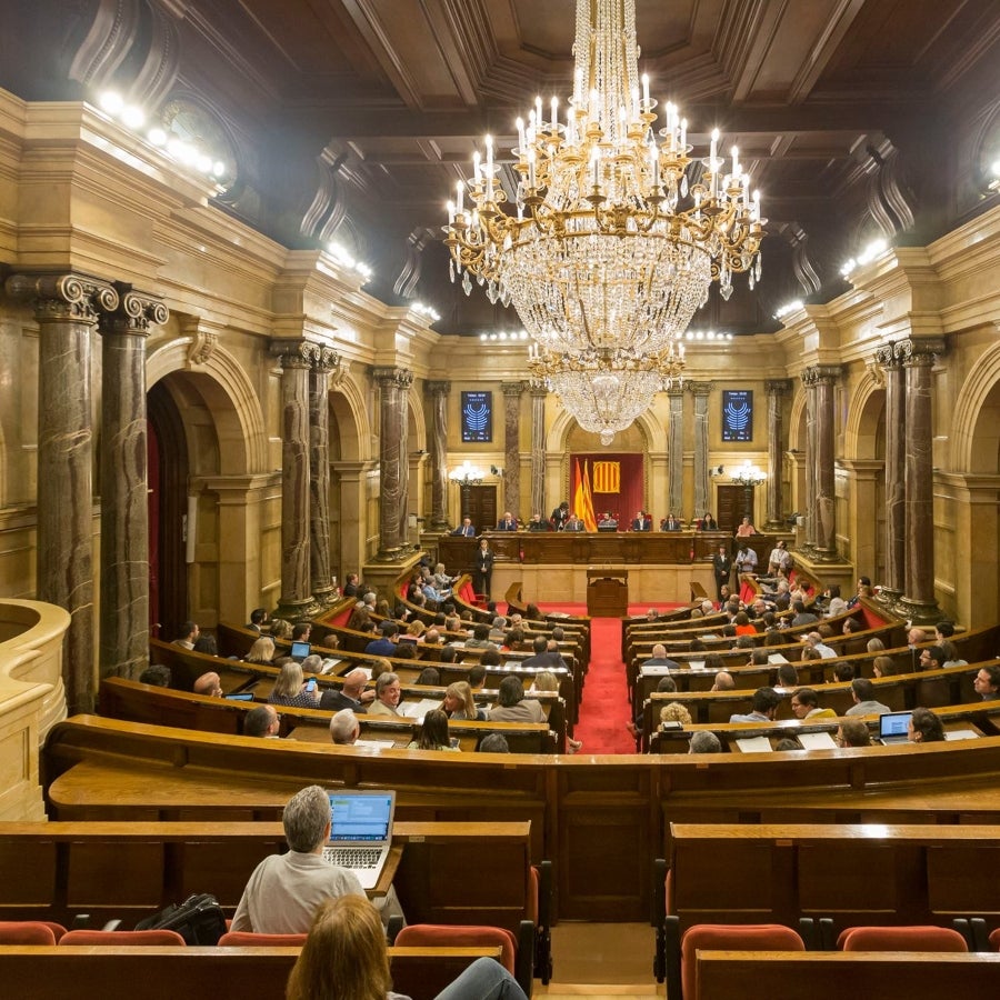 Parlamento de Cataluña declarará recurso de inconstitucionalidad en ley