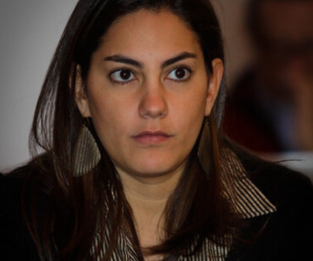 Estefanía Colmenares Estefanía Colmenares