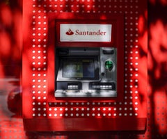 El Banco Santander tiene el objetivo de salir del mercado italiano por baja demanda