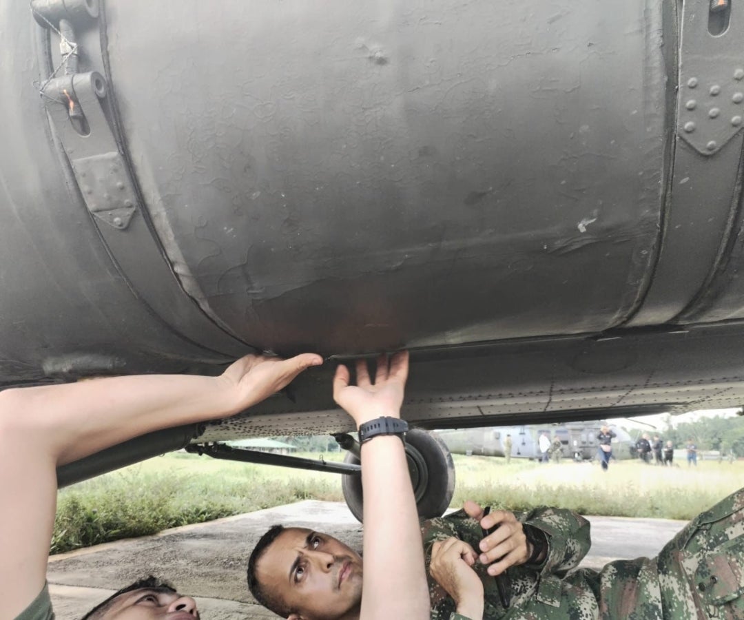Helicóptero de comisión que viajaba a Tierralta Helicóptero de comisión que viajaba a Tierralta