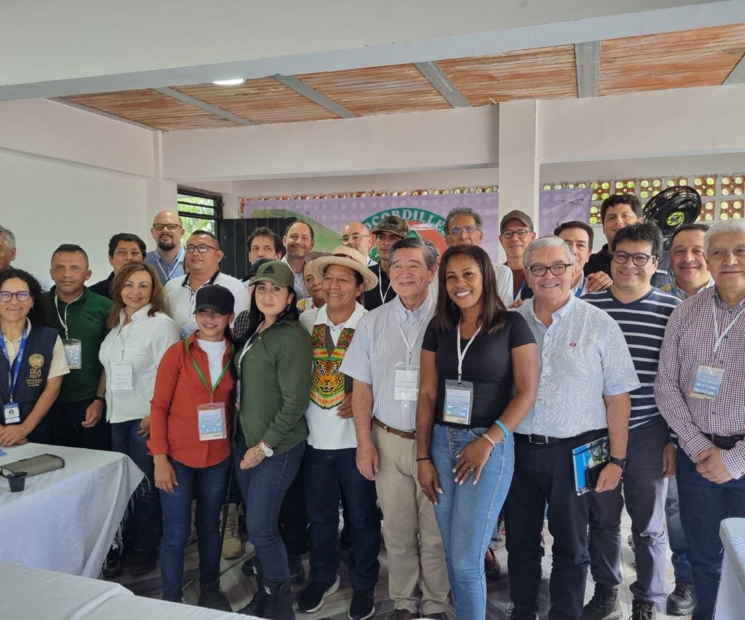 Mesa de diálogo entre Gobierno y disidencias iniciará el 8 de octubre en el Catatumbo Mesa de diálogo entre Gobierno y disidencias iniciará el 8 de octubre en el Catatumbo