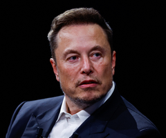 Corte en EE.UU. dictamina que Elon Musk debe testificar en investigación sobre Twitter