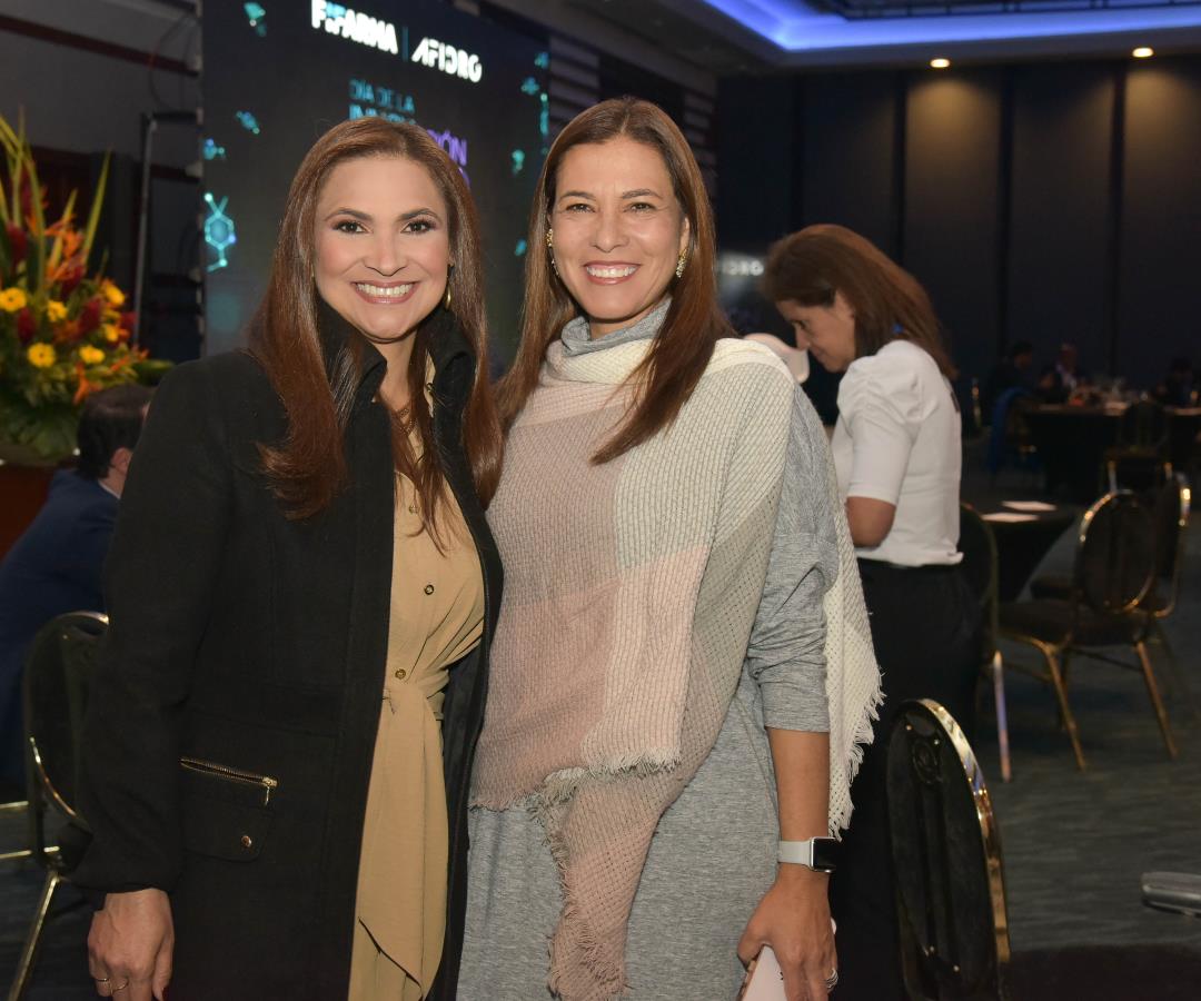 Katriz Castellanos y Bibiana Rosero, entre las invitadas a la celebración.