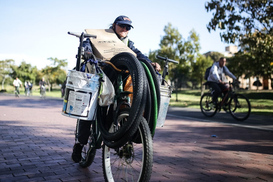 Jornada sin carro y moto