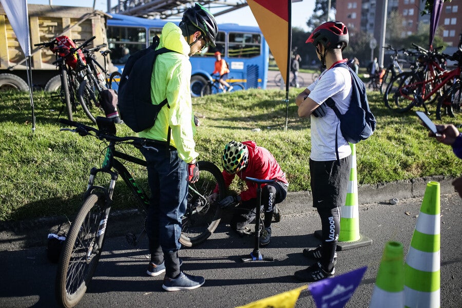 Jornada sin carro y moto