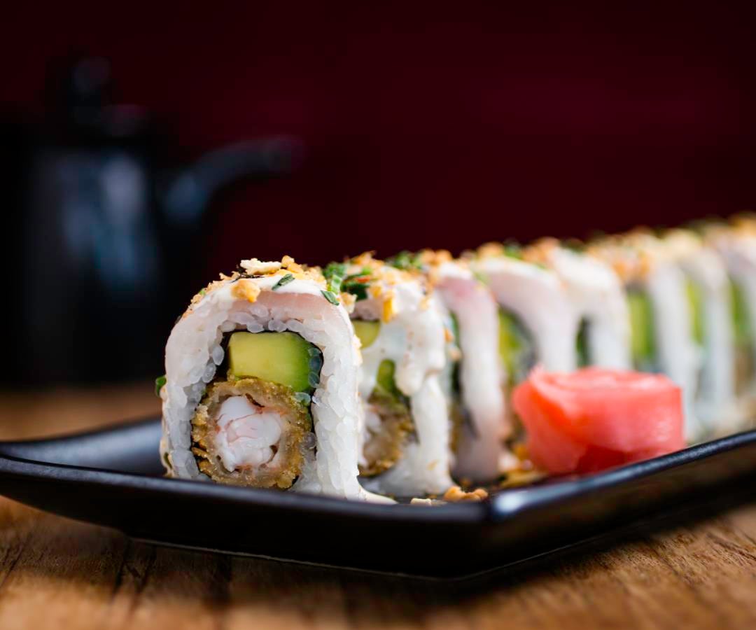 Uno de los bocados de sushi de Canoa