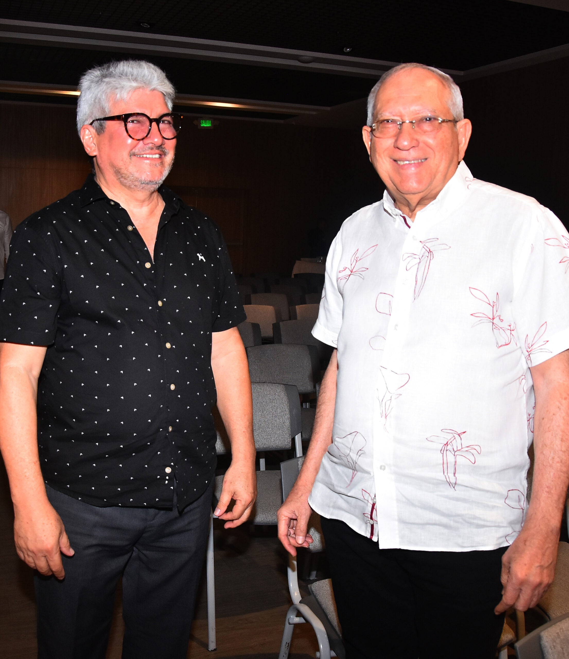 Luis Eduardo Pichón y Guillermo Ariza fueron parte de los invitados a la presentación del libro de Eduardo Verano de la Rosa en Barranquilla.
