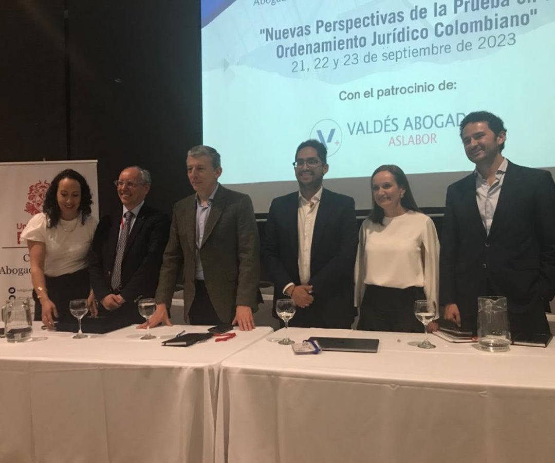 Asistentes al congreso de derecho en Medellín