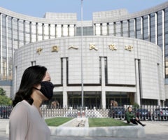 Asesor del Banco Central de China propone reformas para reactivar la economía