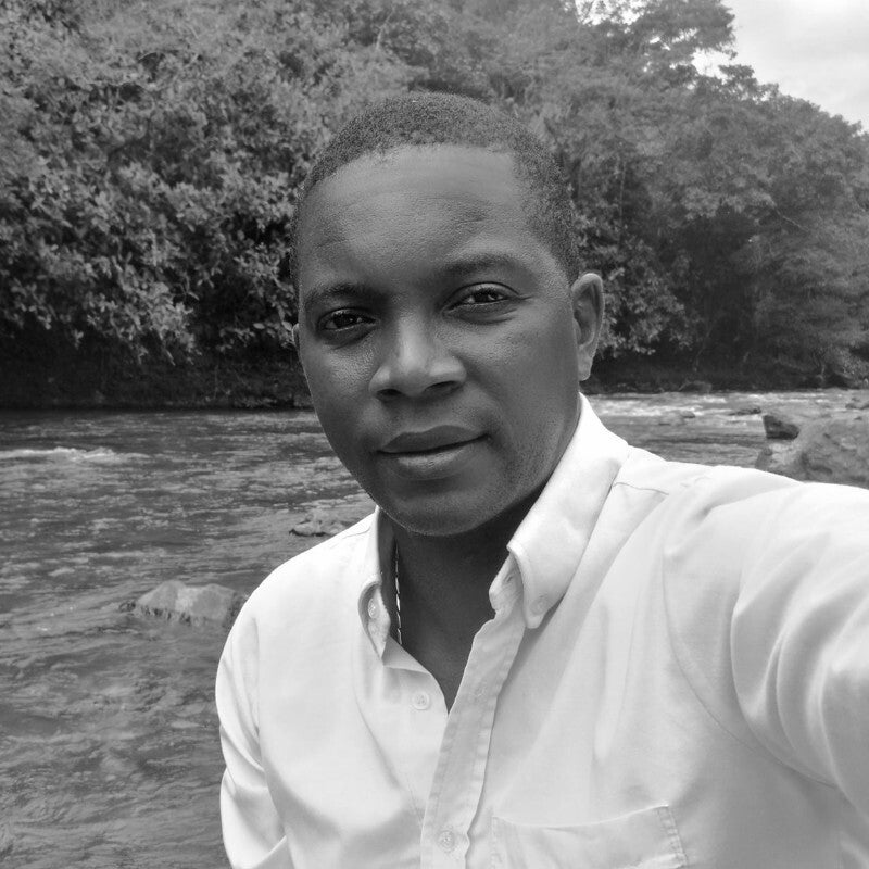 William Tolosa, Investigador del centro El Mira