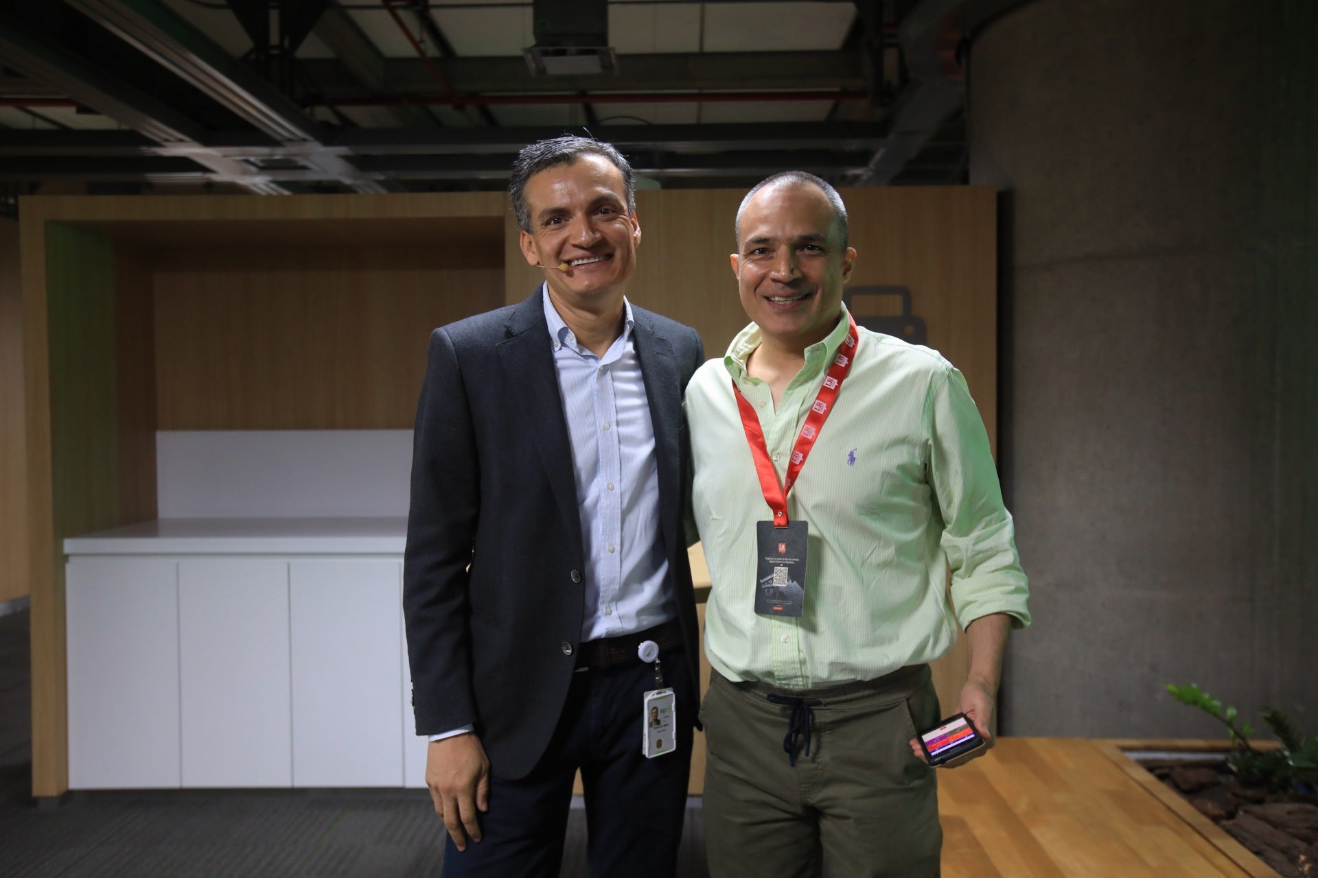 Darío Amar Flores, vicepresidente de negocios, innovación y tecnología de EPM; y Sebastián Melo, director del proyecto C.I. Melo Aango SAS.