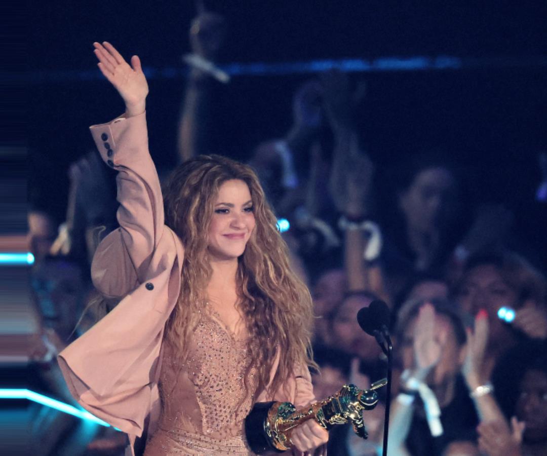 Shakira en los premios MVA