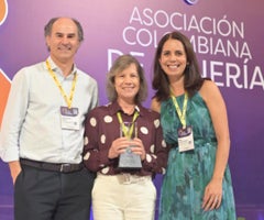 Juan Camilo Nariño, presidente de la ACM; Claudia Bejarano, presidenta de Cerrejón; y Nasly Salcedo, directora de comunicaciones de la ACM.
