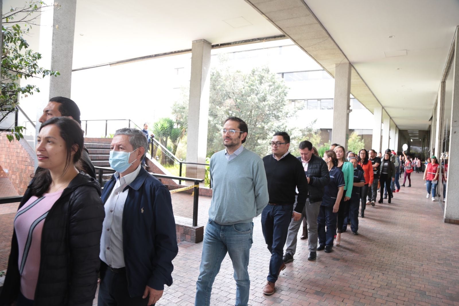 Evacuación de la Secretaría de Educación