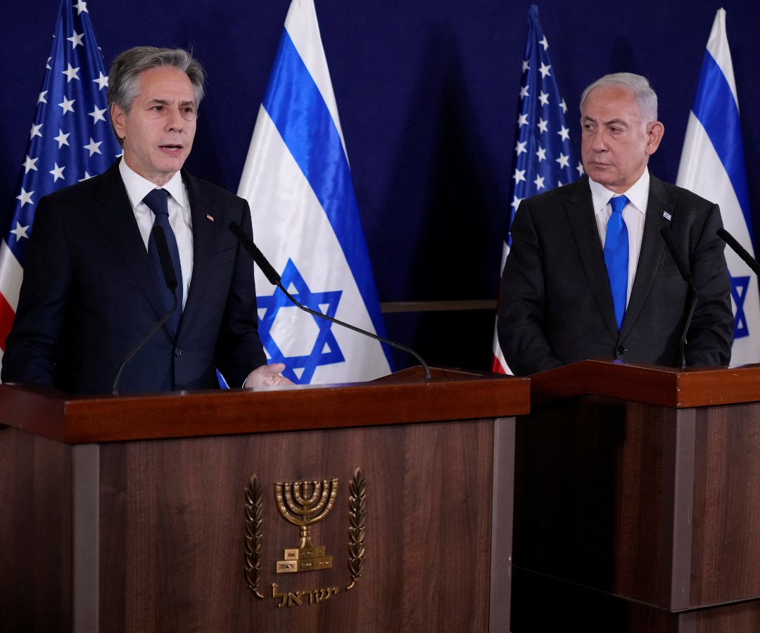 Antony Blinken con el primer ministro de Israel Benjamin Netanyahu