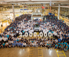 Celebración de la producción del carro dos millones en la planta de Hyundai en Brasil