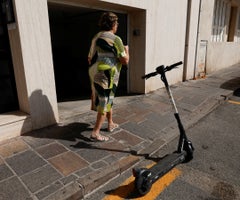 Comunidad de Madrid suspendió provisionalmente el uso de patinetas eléctricas en el transporte público Comunidad de Madrid suspendió provisionalmente el uso de patinetas eléctricas en el transporte público