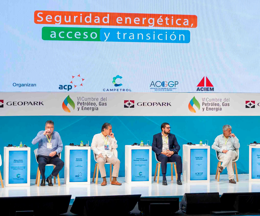 Panel financiación de la transición Cumbre del Petróleo