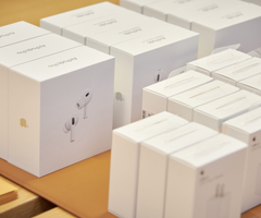 Apple planea una revisi n de los AirPods con nuevos modelos de