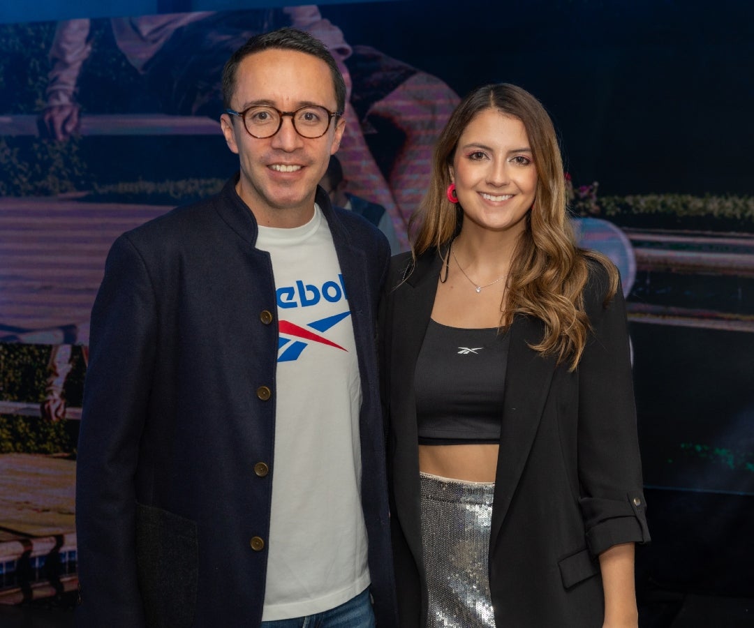 Diego Franco, marketing manager Reebok; y Valentina Bejarano, brand manager Reebok.