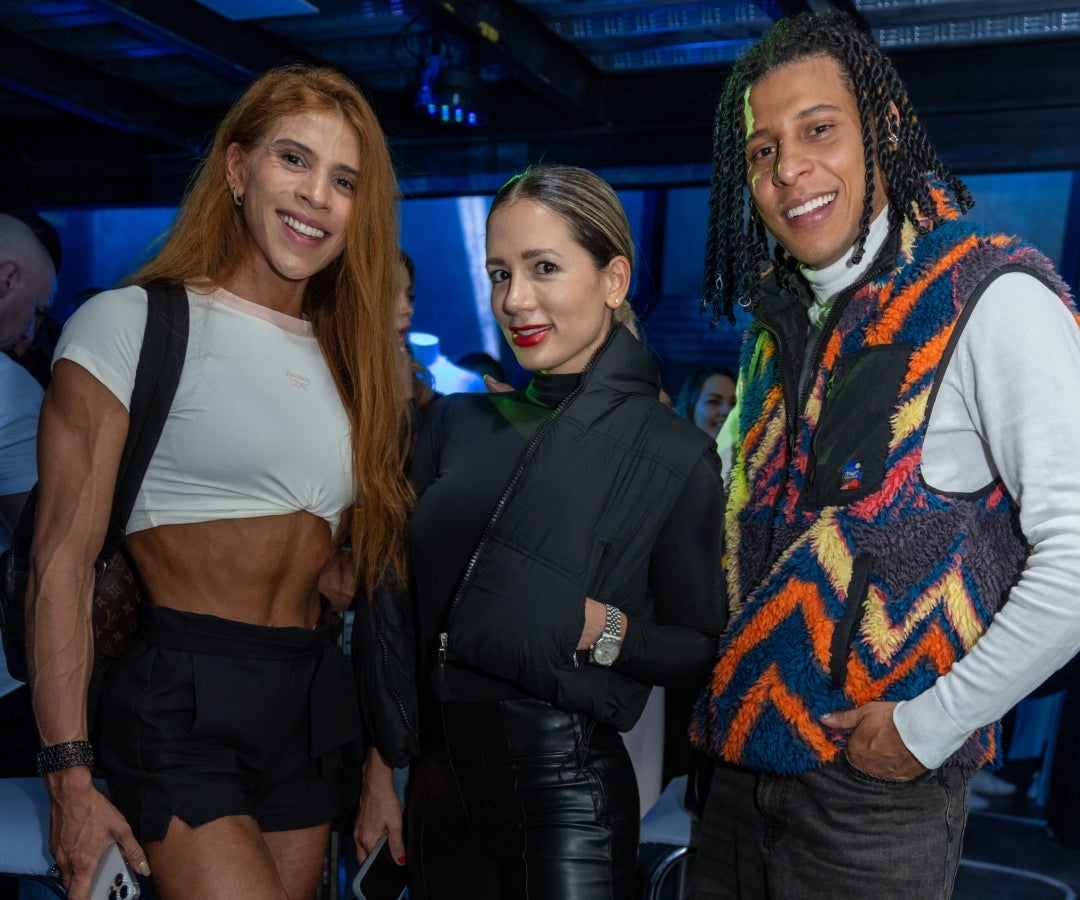 Paula Suárez, fisicoculturista; Silvana Hurtado, influencer y entrenadora; y Bryan Varón, influencer.