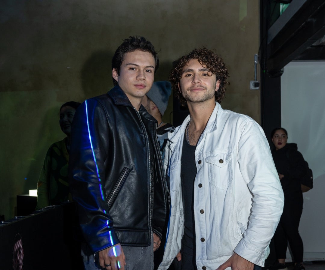 Nicolás Santa, influencer y actor; y Julián Zuluaga, actor.