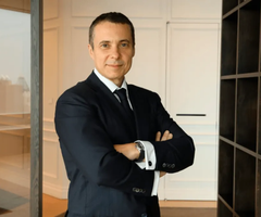 Takis Georgakopoulos, director mundial de Pagos de JP Morgan.